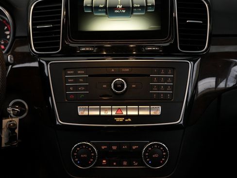 Used 2016 Mercedes-Benz GLE 350 4MATIC image 40