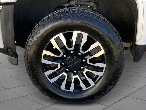 Used 2024 GMC Sierra 3500 Denali Ultimate image 11