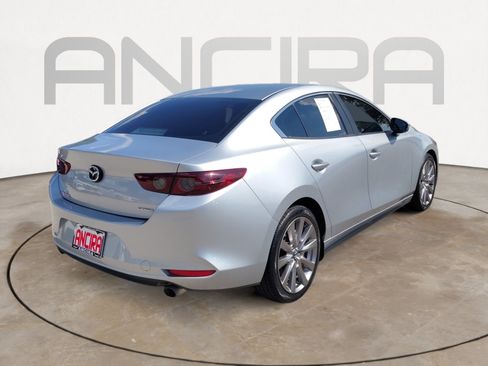 Used 2020 MAZDA MAZDA3 Sedan w/ Select Package FWD image 11