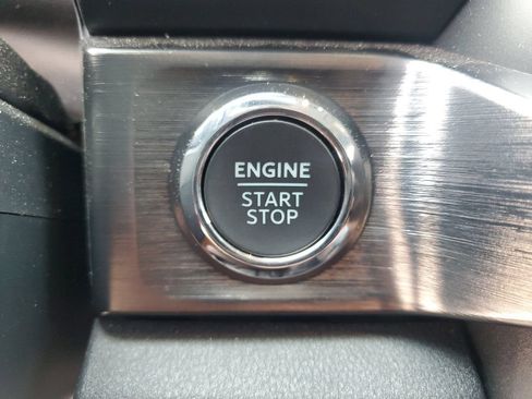 Used 2024 Ford F250 Lariat AWD/4WD image 11