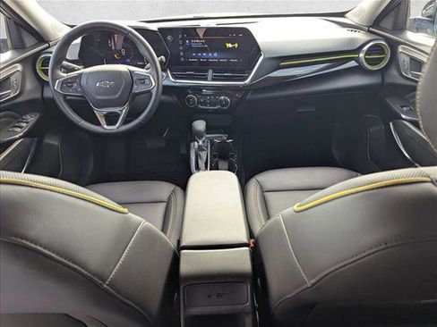 Used 2025 Chevrolet Trax ACTIV w/ Driver Confidence Package FWD image 15