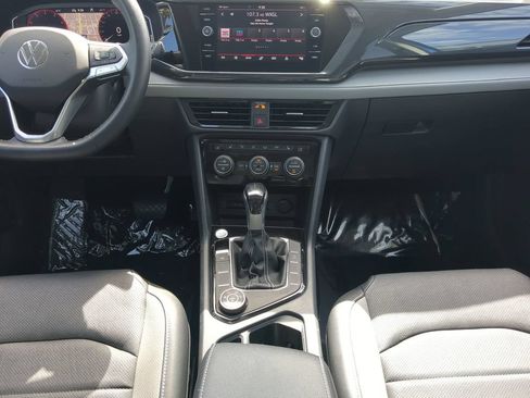 Certified 2023 Volkswagen Taos SEL AWD/4WD image 15