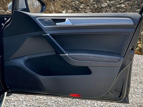 Used 2018 Volkswagen Golf Alltrack SE image 19