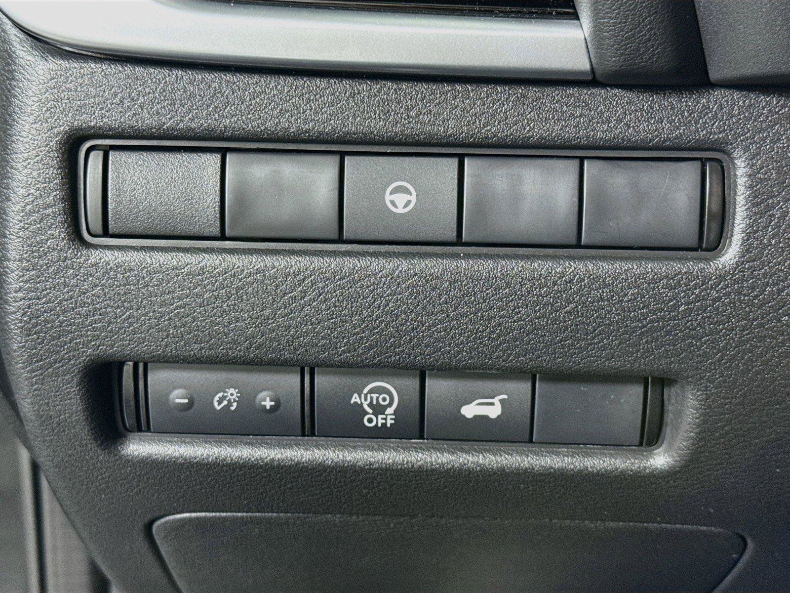 Used 2025 Nissan Rogue SV w/ Rock Creek Premium Package AWD/4WD image 15