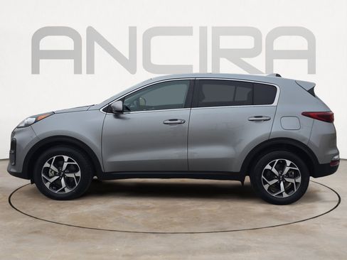 Used 2020 Kia Sportage LX image 6