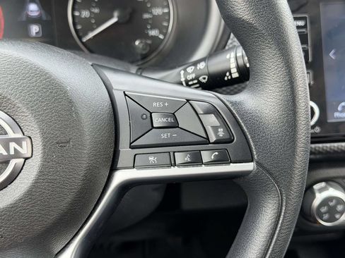 Used 2024 Nissan Kicks SV FWD image 10