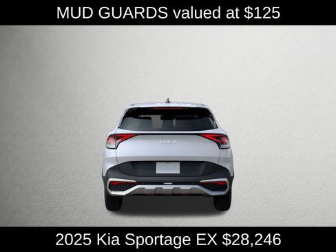Used 2025 Kia Sportage EX image 4