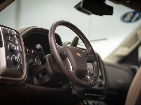 Used 2018 Chevrolet Silverado 1500 LTZ w/ Sport Package image 24