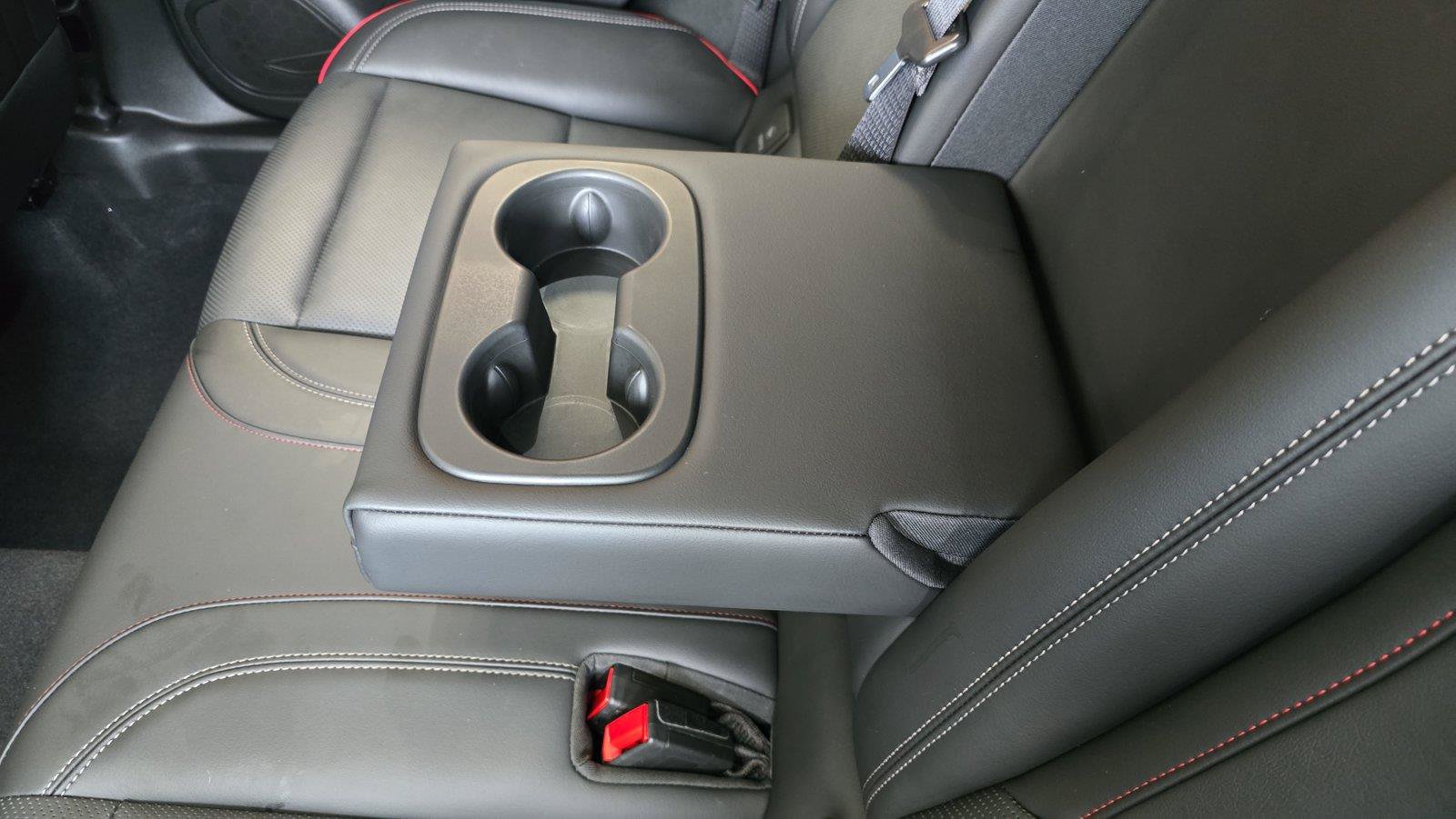 Used 2023 Buick Envision Essence w/ Sport Touring Package AWD/4WD image 19