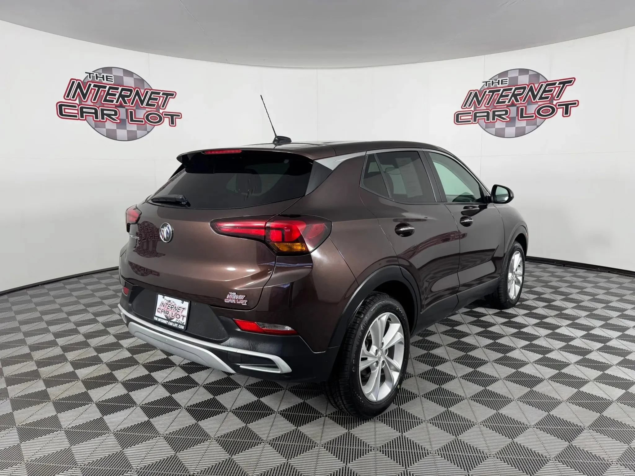 Used 2023 Buick Encore GX Preferred w/ Cold Weather Comfort Package FWD image 7