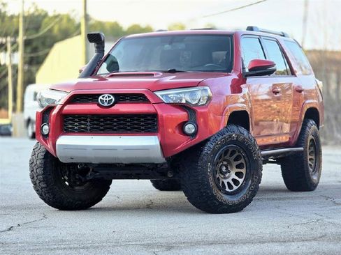 Used 2016 Toyota 4Runner Trail Premium image 2