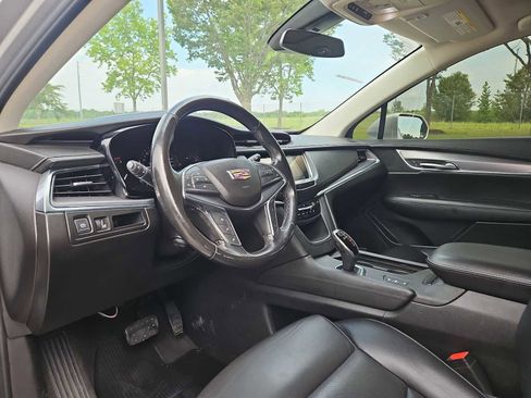 Used 2019 Cadillac XT5 Luxury AWD/4WD image 16