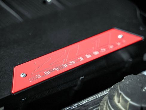 Used 2021 Chevrolet Camaro ZL1 RWD image 21