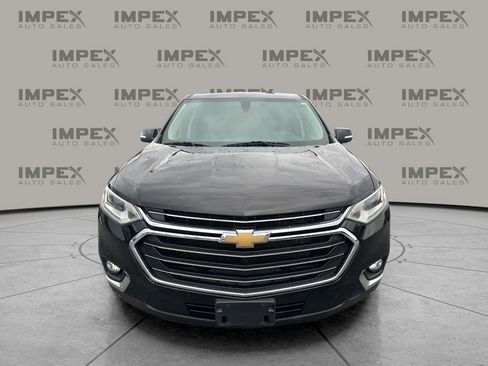 Used 2021 Chevrolet Traverse LT image 8