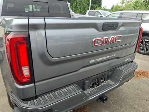 Used 2020 GMC Sierra 1500 AT4 w/ AT4 Premium Package AWD/4WD image 9
