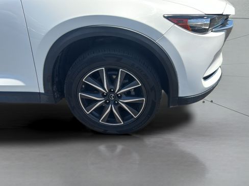Used 2018 MAZDA CX-5 Touring w/ Preferred Equipment Package AWD/4WD image 34