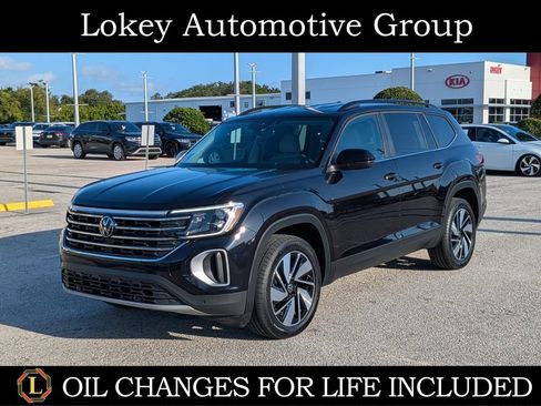 Certified 2024 Volkswagen Atlas SE FWD image 1