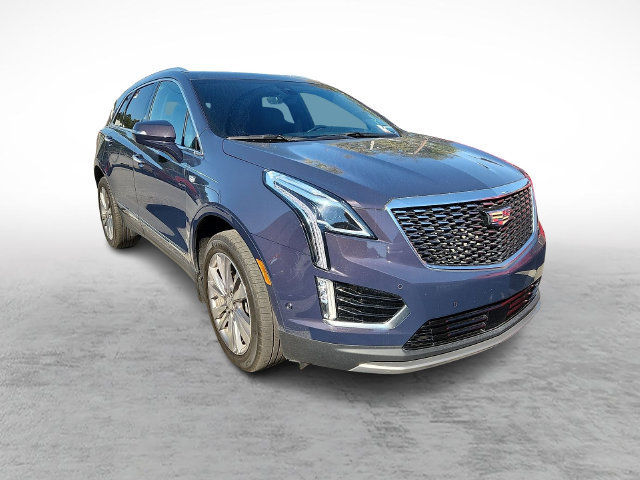 Used 2024 Cadillac XT5 Premium Luxury w/ Technology Package AWD/4WD image 2