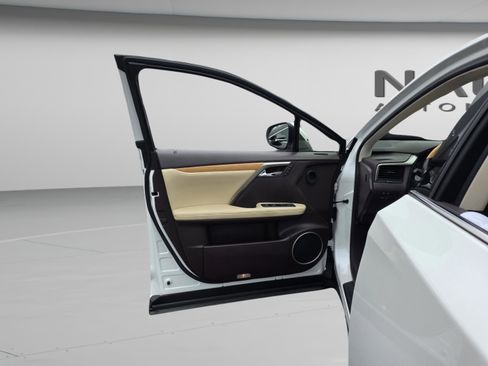 Certified 2020 Lexus RX 350L FWD w/ Premium Package image 11