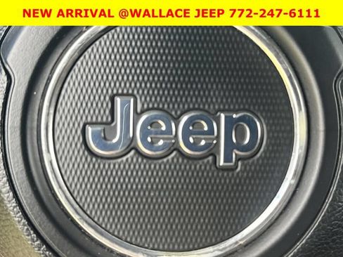 Used 2022 Jeep Wrangler Unlimited Rubicon 4xe w/ Steel Bumper Group AWD/4WD image 30