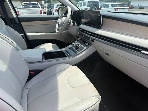 Used 2023 Hyundai Palisade Limited w/ Cargo Package FWD image 24