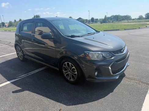 Used 2018 Chevrolet Sonic LT FWD image 7