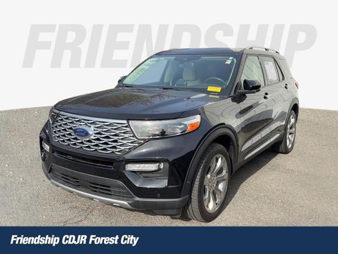 Used 2020 Ford Explorer Platinum w/ Premium Technology Package image 1