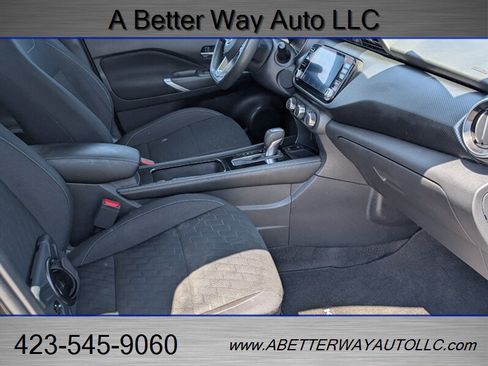 Used 2023 Nissan Kicks SV FWD image 12