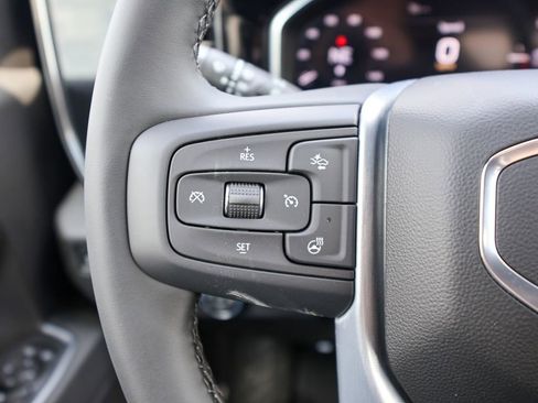 New 2026 GMC Sierra 1500 Elevation image 17