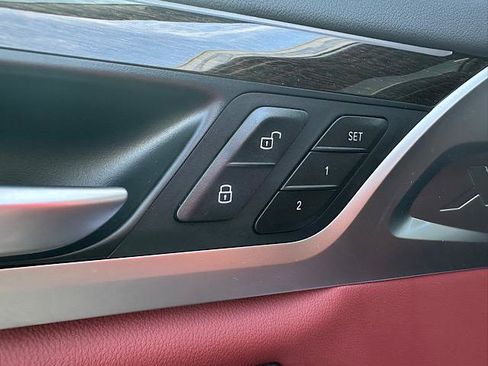 Certified 2024 BMW X4 xDrive30i image 19
