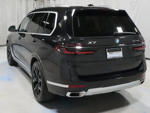Used 2023 BMW X7 xDrive40i w/ Premium Package image 21