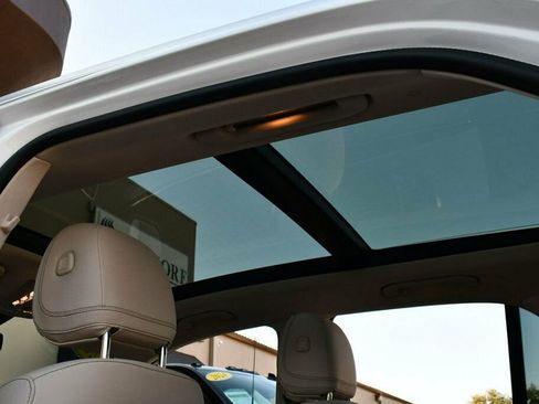 Used 2024 Mercedes-Benz GLE 450 4MATIC image 49