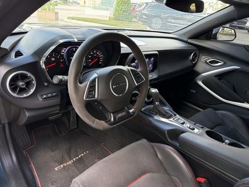 Used 2019 Chevrolet Camaro ZL1 RWD image 14