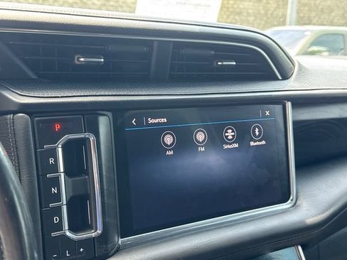Used 2021 GMC Yukon XL Denali AWD/4WD image 21