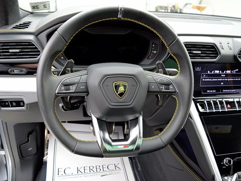 Used 2023 Lamborghini Urus S AWD/4WD image 21