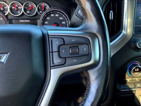 Used 2020 Chevrolet Silverado 1500 LT Trail Boss w/ Convenience Package AWD/4WD image 24