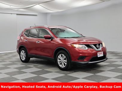 Used 2016 Nissan Rogue SV w/ SV Premium Package
