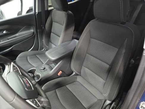Used 2024 GMC Terrain SLE AWD/4WD image 16