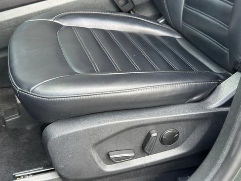 Used 2024 Ford Edge SEL AWD/4WD image 24