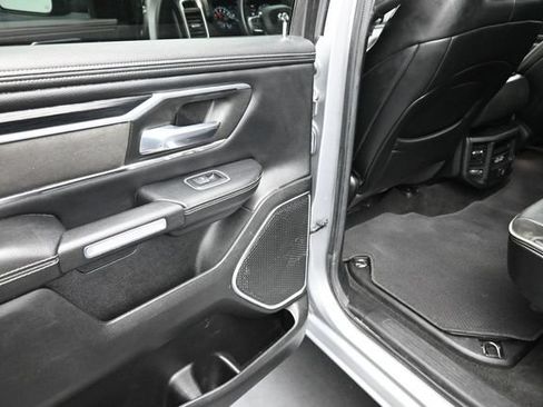 Used 2023 RAM 1500 Laramie AWD/4WD image 17