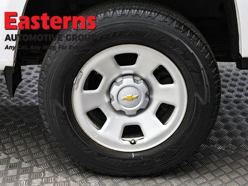 Used 2021 Chevrolet Colorado W/T w/ WT Convenience Package AWD/4WD image 8