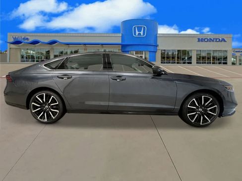 New 2026 Honda Accord Touring image 8