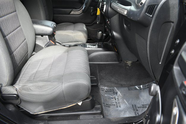 Used 2012 Jeep Wrangler Sport AWD/4WD image 24