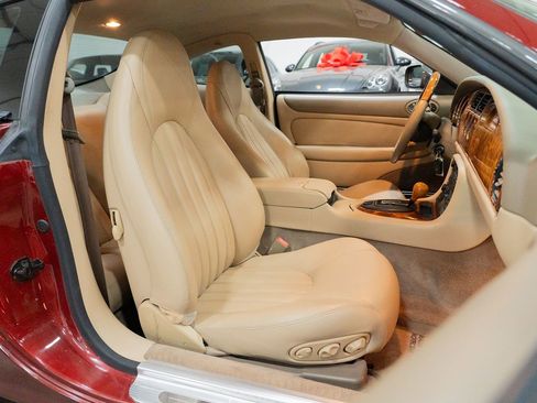 Used 1999 Jaguar XK8 Coupe image 20