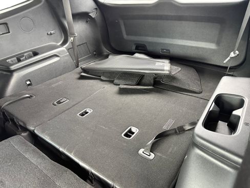 Used 2024 Kia Telluride EX image 13