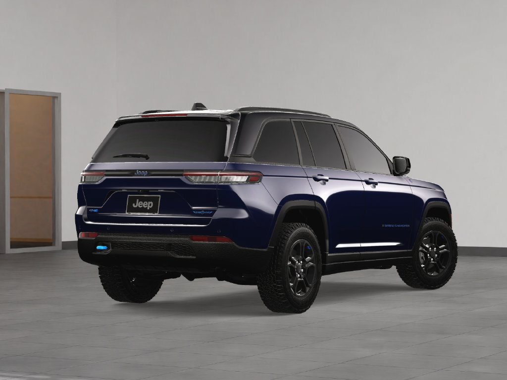 New 2024 Jeep Grand Cherokee Trailhawk w/ Advanced Protech Group II AWD/4WD image 5