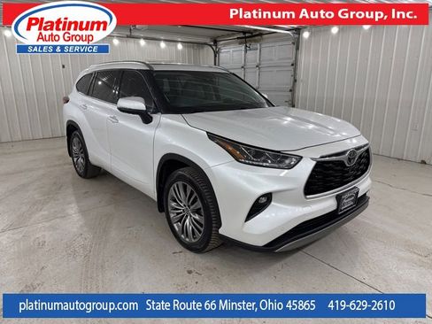 Used 2022 Toyota Highlander Platinum image 7