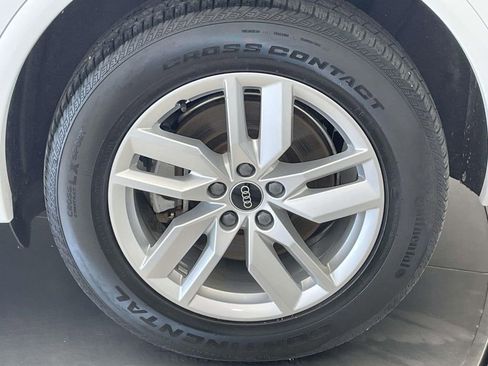 Used 2023 Audi Q5 2.0T Premium w/ Convenience Package AWD/4WD image 12