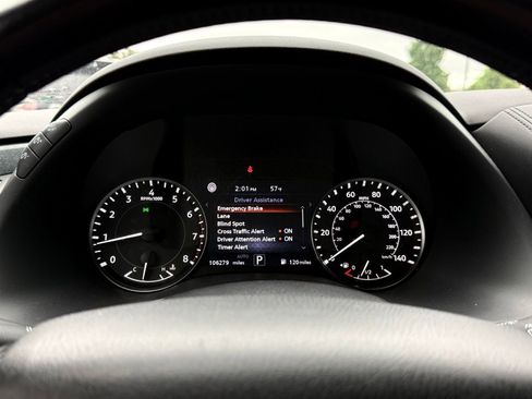Used 2021 Nissan Armada SV AWD/4WD image 36