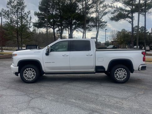 Used 2022 Chevrolet Silverado 2500 High Country w/ Z71 Off-Road Package image 5